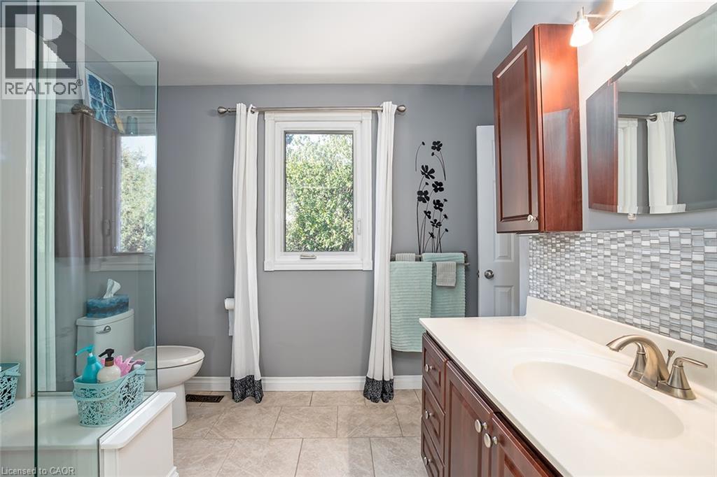 132 Hampton Heath Road, Burlington, Ontario  L7L 4N9 - Photo 30 - 40861545