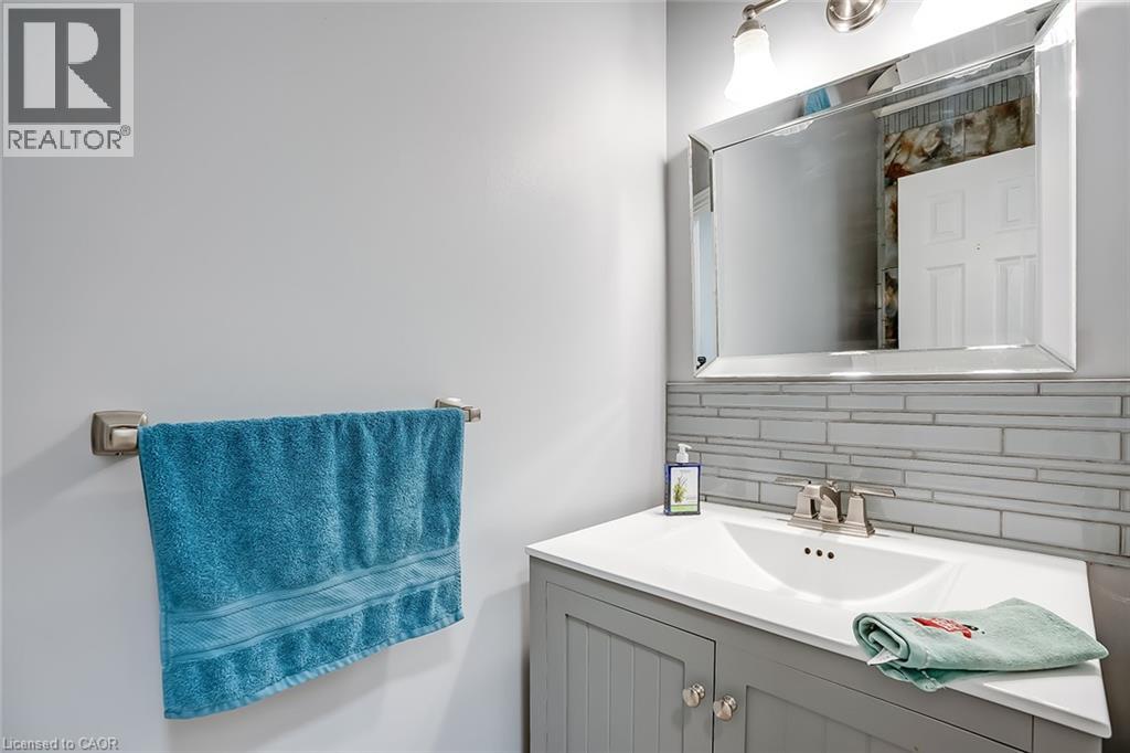 132 Hampton Heath Road, Burlington, Ontario  L7L 4N9 - Photo 21 - 40861545