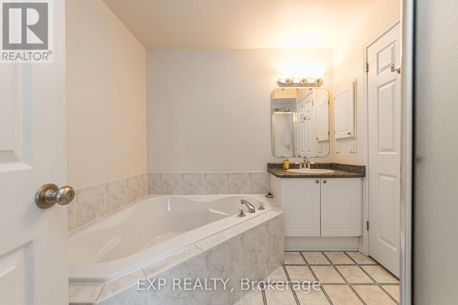 970 Cove Island Terrace, Ottawa, Ontario  K1V 1R4 - Photo 25 - X13809134