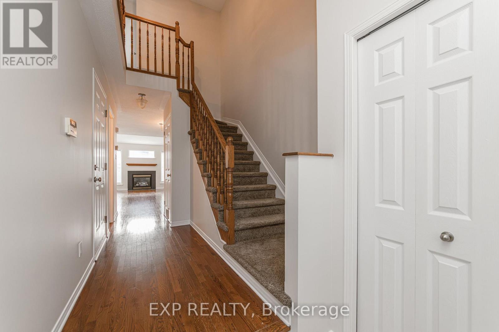 970 Cove Island Terrace, Ottawa, Ontario  K1V 1R4 - Photo 3 - X13809134