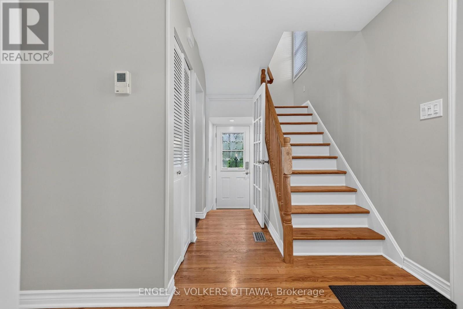916 Iroquois Road, Ottawa, Ontario  K2A 3N5 - Photo 11 - X13809190