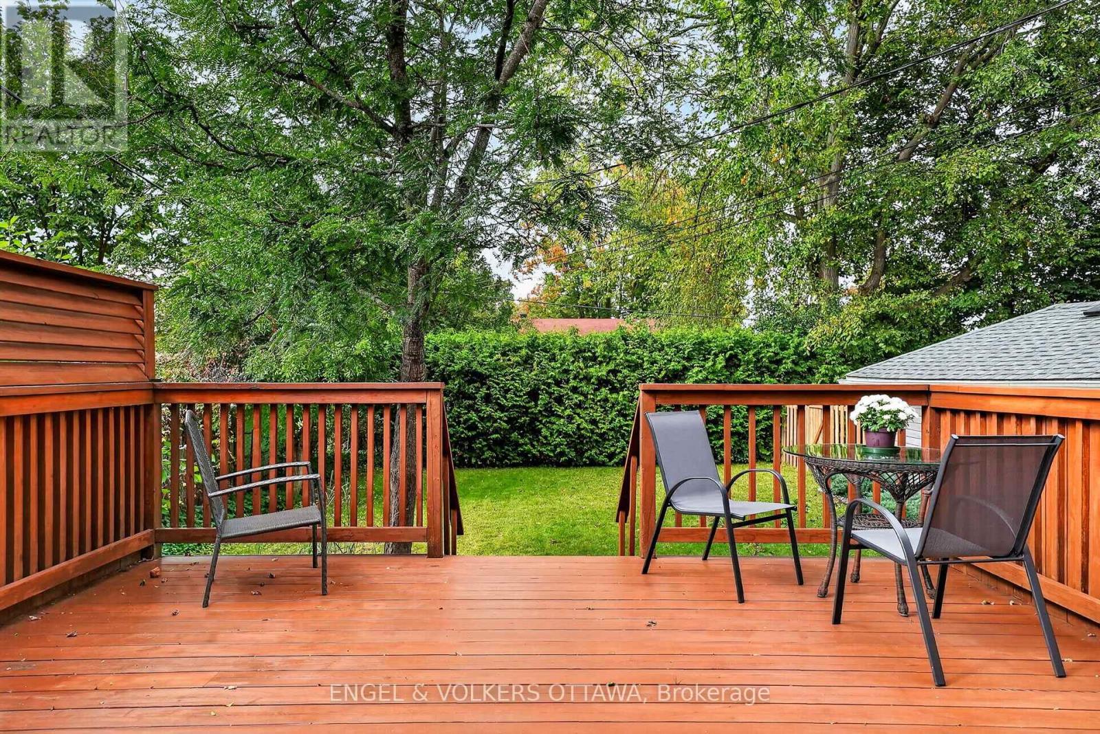 916 Iroquois Road, Ottawa, Ontario  K2A 3N5 - Photo 9 - X13809190