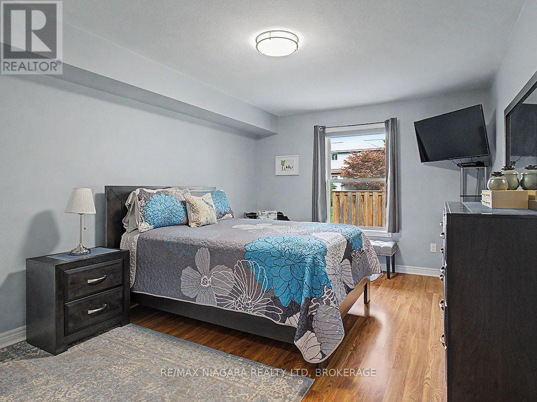 319 Elgin Street, Port Colborne (Sugarloaf), Ontario L3K 6A2 - Photo 18 - X13809166