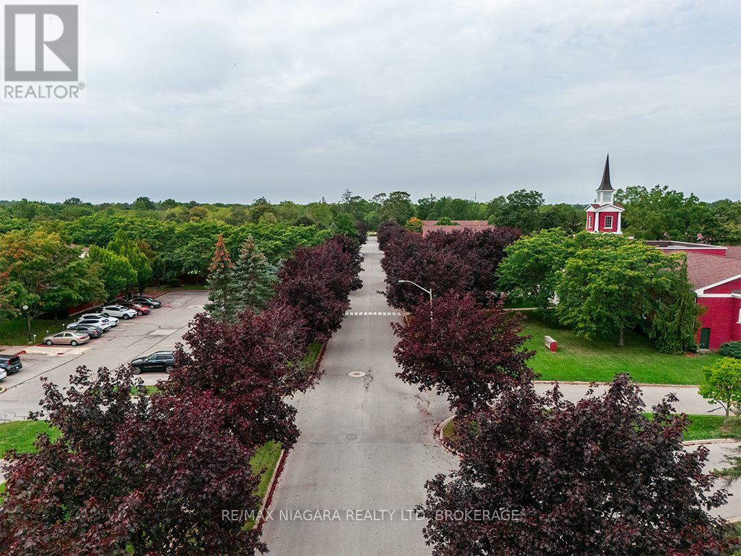 319 Elgin Street, Port Colborne (Sugarloaf), Ontario L3K 6A2 - Photo 2 - X13809166