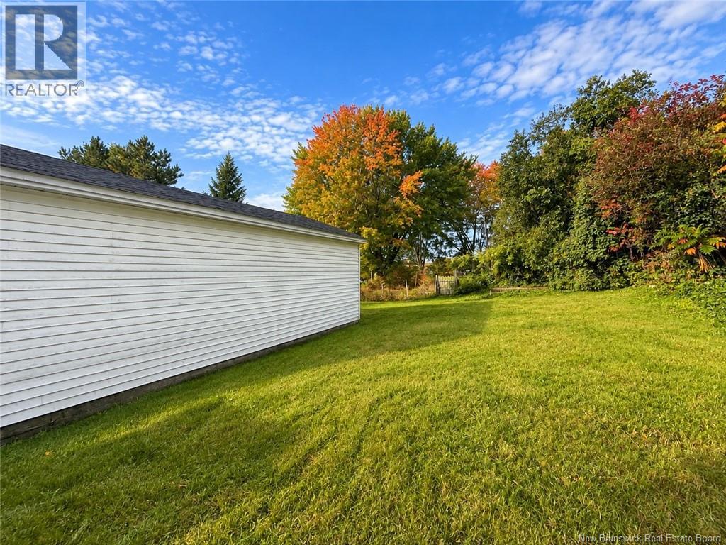 30 Picard Avenue, Edmundston, New Brunswick  E3V 1M9 - Photo 29 - NB148223