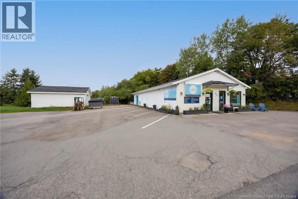 123 Hampton Road, Rothesay, New Brunswick  E2E 2P8 - Photo 3 - NB148156