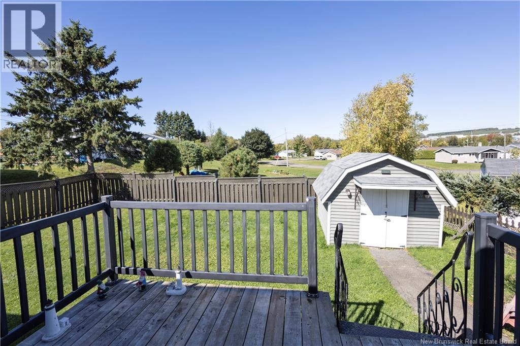 592 First Avenue, Grand-Sault/grand Falls, New Brunswick  E3Z 1B3 - Photo 12 - NB148074