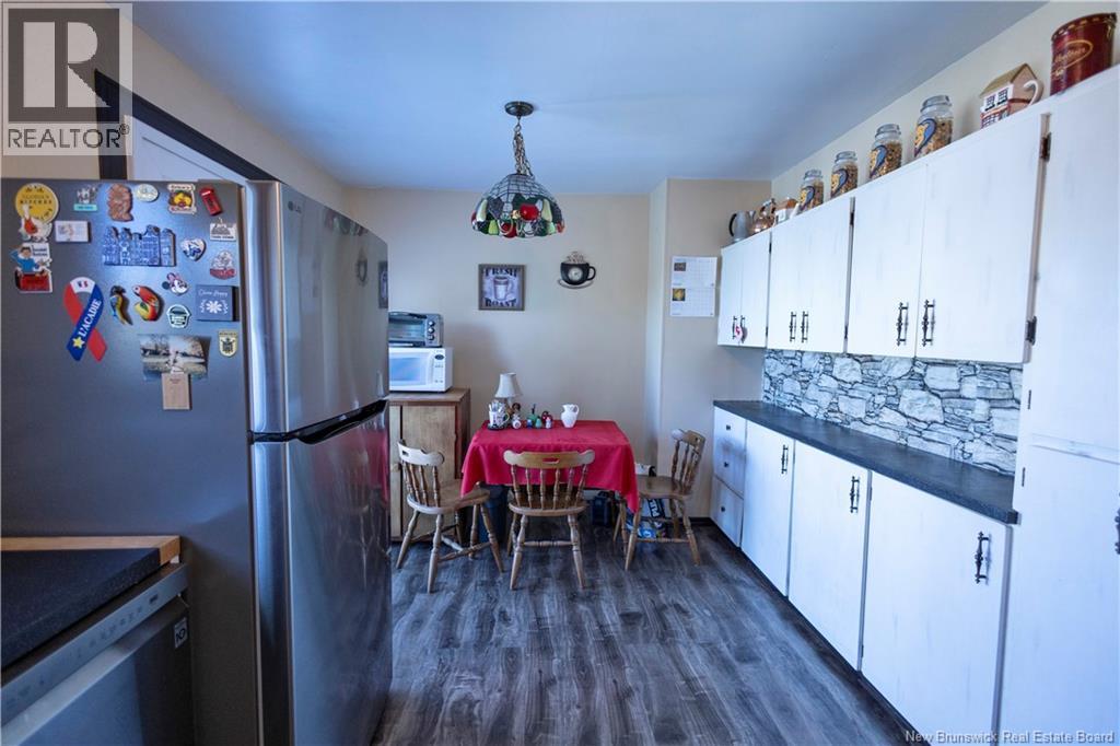592 First Avenue, Grand-Sault/grand Falls, New Brunswick  E3Z 1B3 - Photo 18 - NB148074