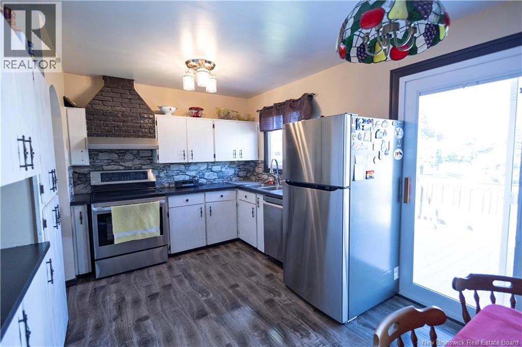 592 First Avenue, Grand-Sault/grand Falls, New Brunswick  E3Z 1B3 - Photo 19 - NB148074