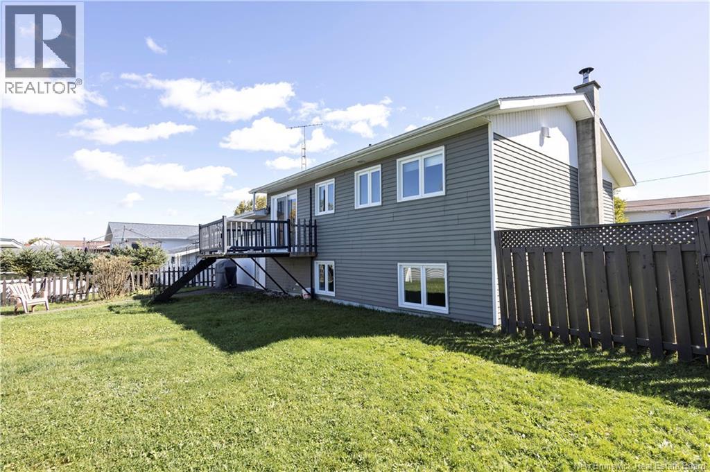 592 First Avenue, Grand-Sault/grand Falls, New Brunswick  E3Z 1B3 - Photo 8 - NB148074