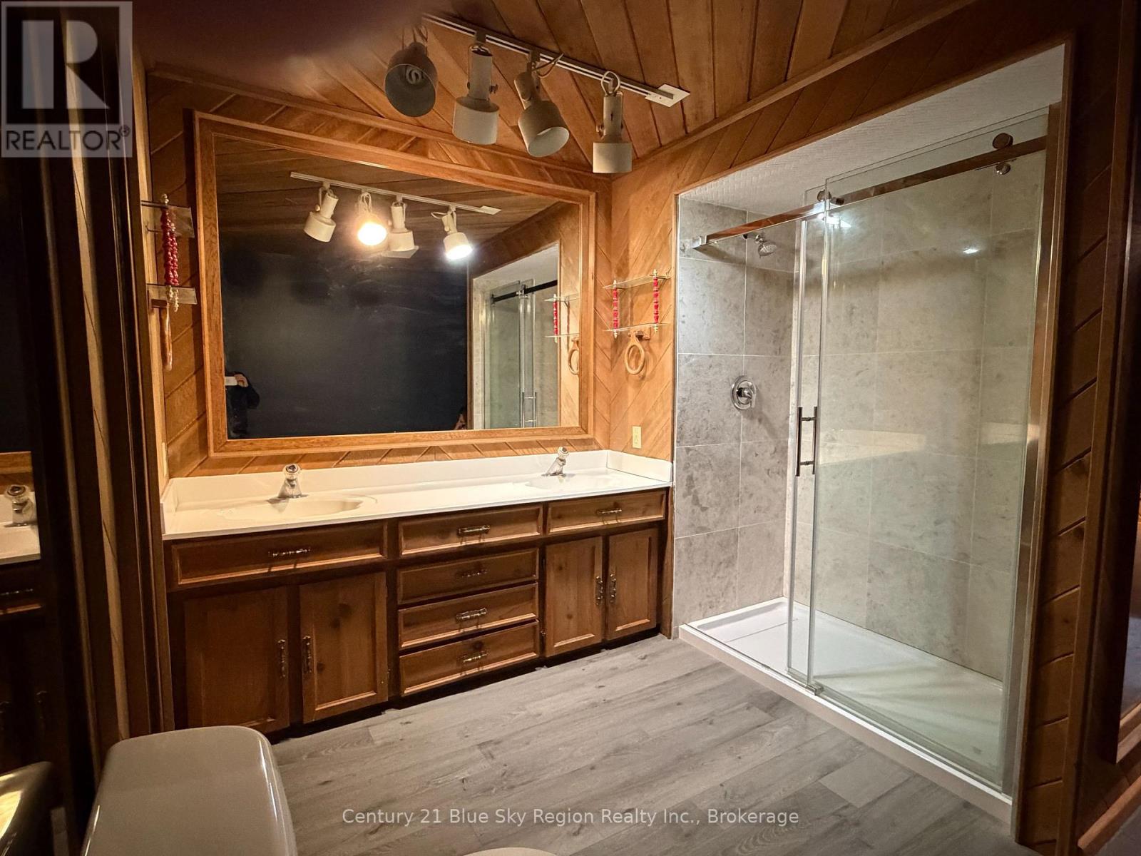 6455 Highway 11 N, Temagami, Ontario  P0H 2H0 - Photo 22 - X13809208