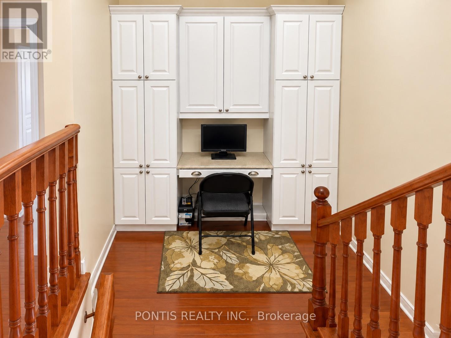 145 Harrongate Place, Whitby, Ontario  L1R 3E6 - Photo 11 - E13808108