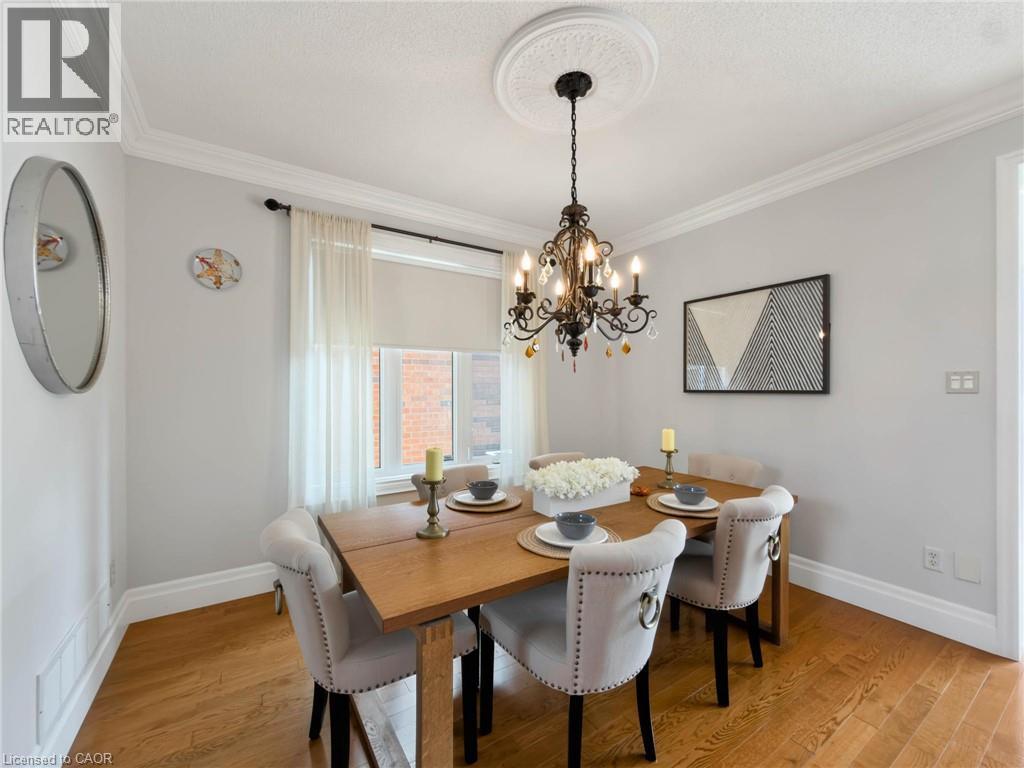 1396 Thorncrest Crescent, Oakville, Ontario  L6M 3Y9 - Photo 9 - 40859149