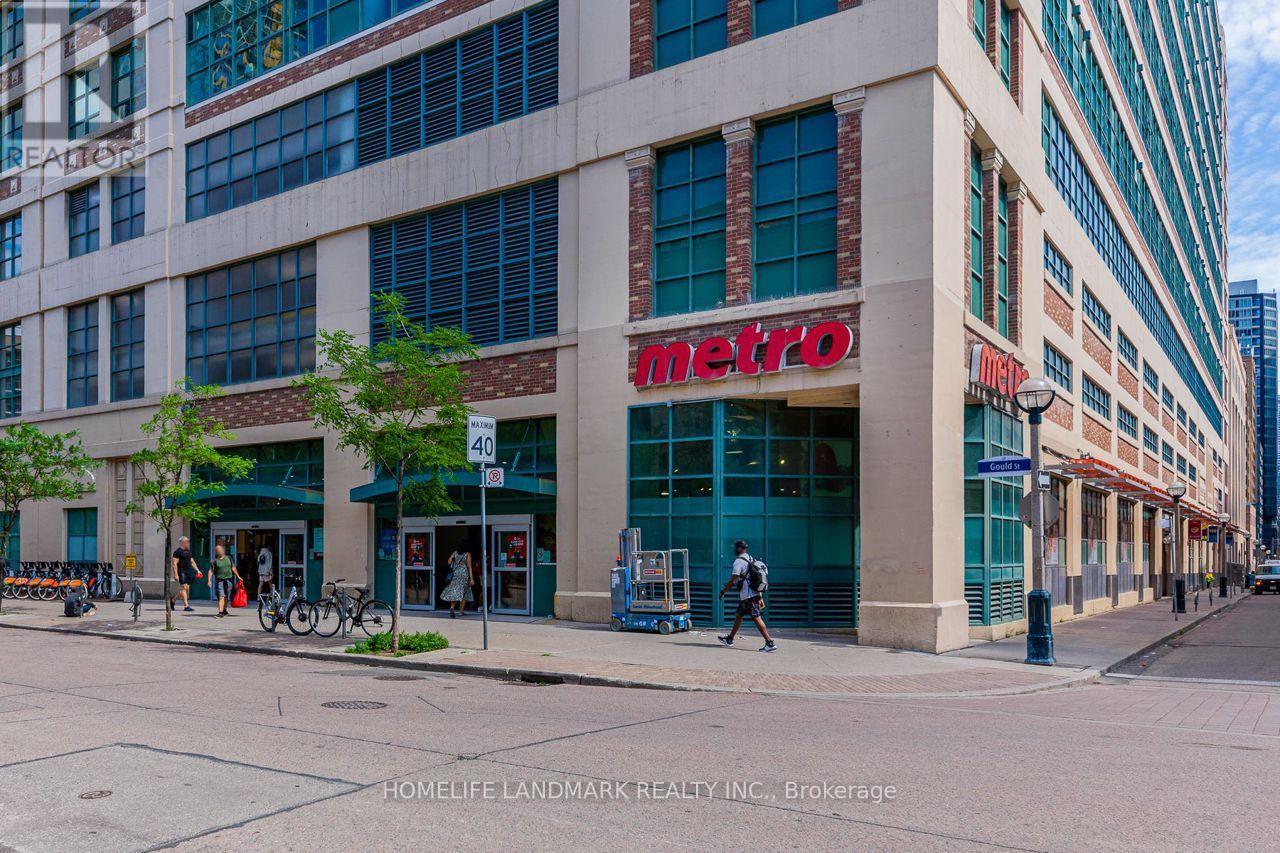 1036 - 155 Dalhousie Street, Toronto, Ontario  M5B 2P7 - Photo 3 - C13809072