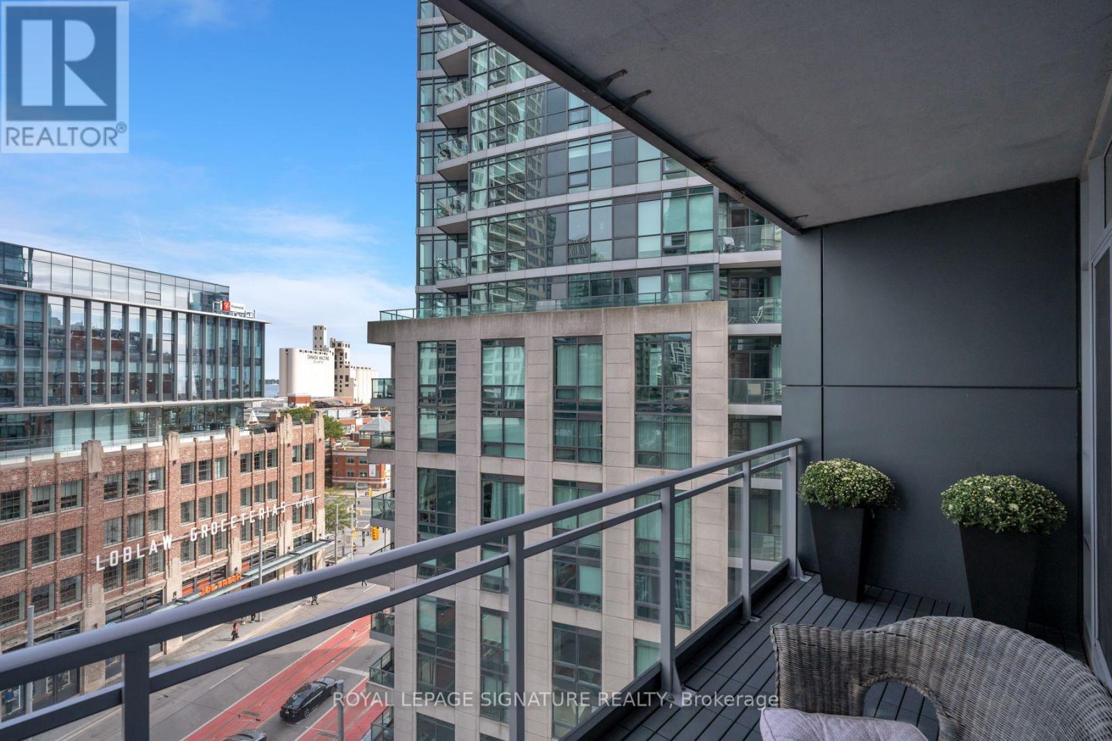 804 - 15 Bruyeres Mews, Toronto, Ontario  M5V 0A7 - Photo 8 - C13809112