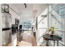 804 - 15 BRUYERES MEWS, Toronto, Ontario