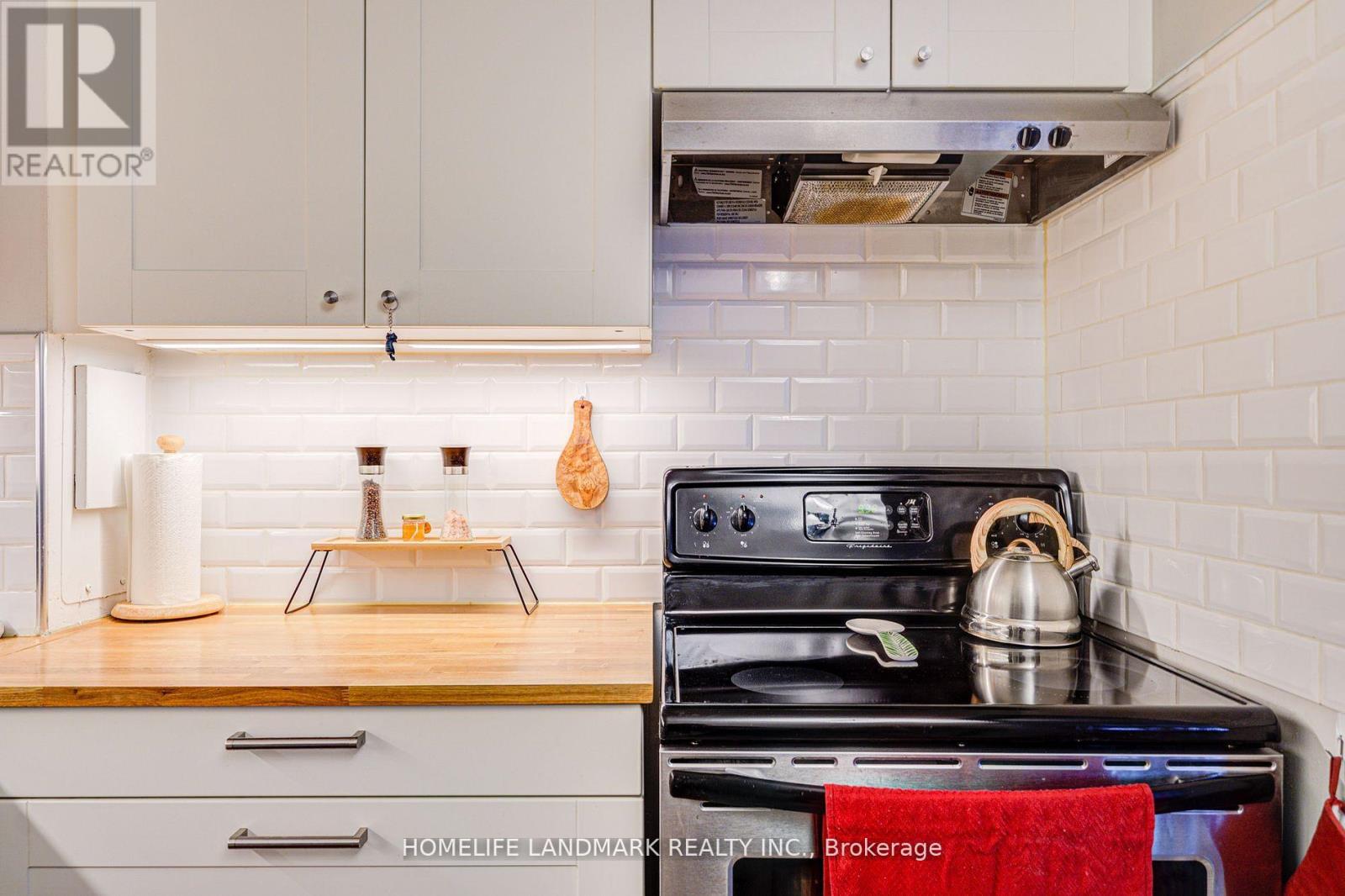 2501 - 715 Don Mills Road, Toronto, Ontario  M3C 1S5 - Photo 12 - C13809152