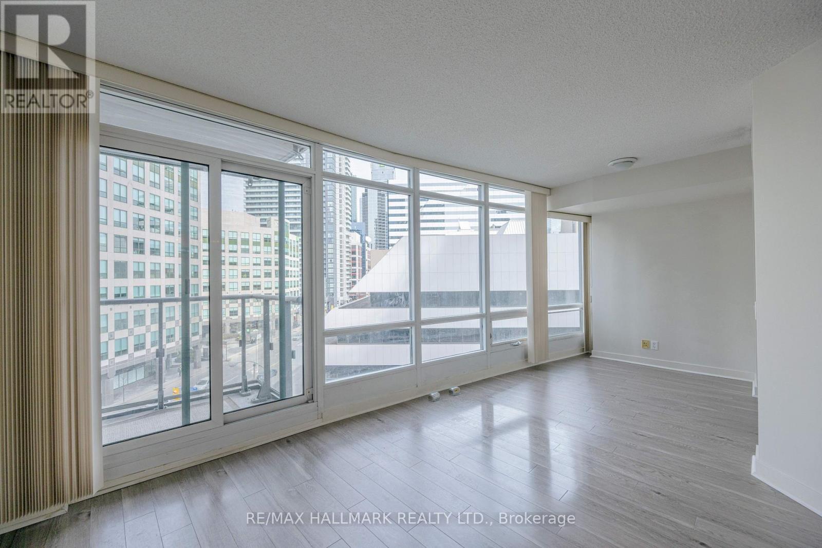 701 - 361 Front Street, Toronto, Ontario  M5V 3R5 - Photo 9 - C13809202