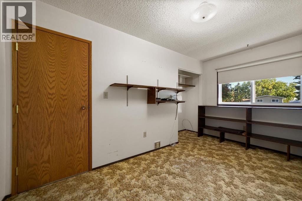 6209 34 Avenue photo 22