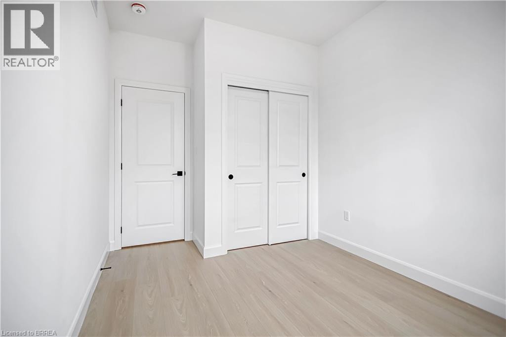 109 Winniett Street, Brantford, Ontario  N3T 1N1 - Photo 35 - 40860519