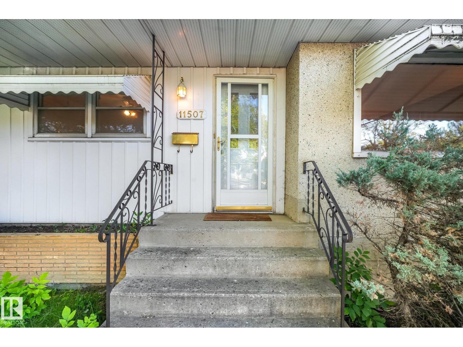 11507 135 ST NW