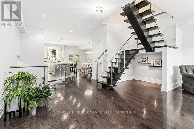 66 Durant Avenue, Toronto, Ontario  M4J 4W2 - Photo 3 - E13809056