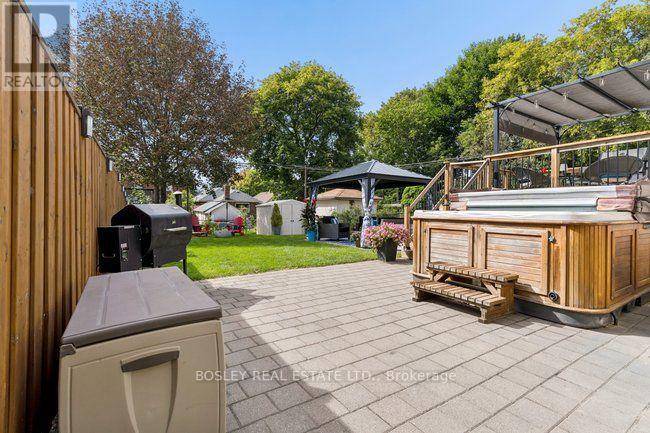66 Durant Avenue, Toronto, Ontario  M4J 4W2 - Photo 32 - E13809056