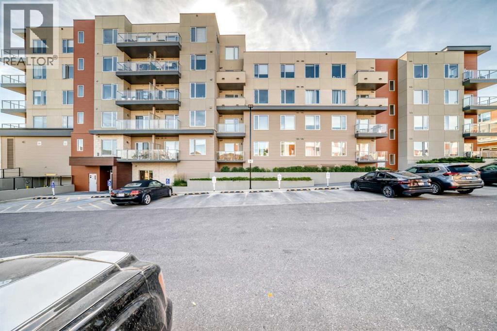 205, 71 Shawnee Common SW, Calgary, Alberta  T2Y 0R2 - Photo 30 - A2345208
