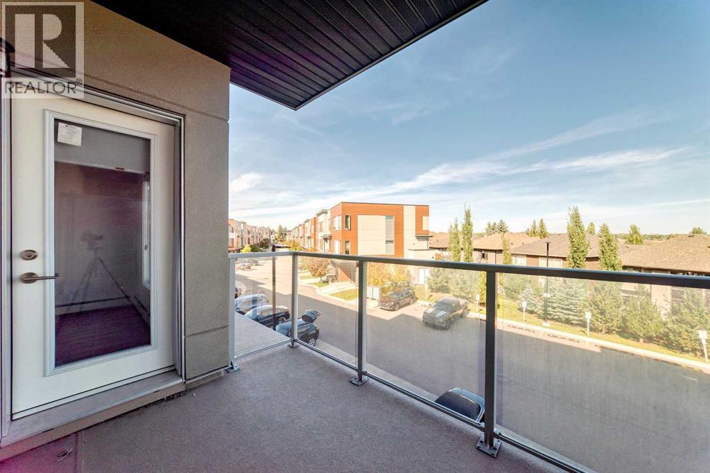 205, 71 Shawnee Common SW, Calgary, Alberta  T2Y 0R2 - Photo 26 - A2345208