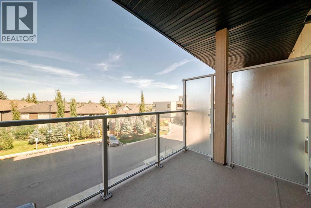 205, 71 Shawnee Common SW, Calgary, Alberta  T2Y 0R2 - Photo 25 - A2345208