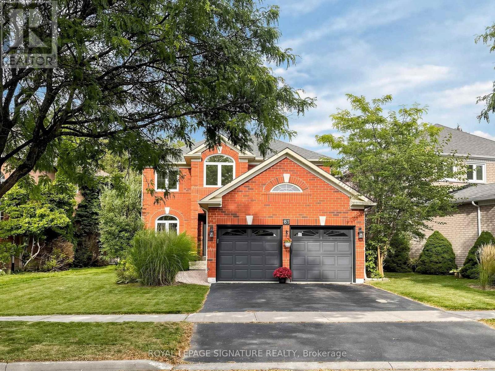 81 Pinnacle Trail, Aurora, Ontario  L4G 7G6 - Photo 1 - N13809054