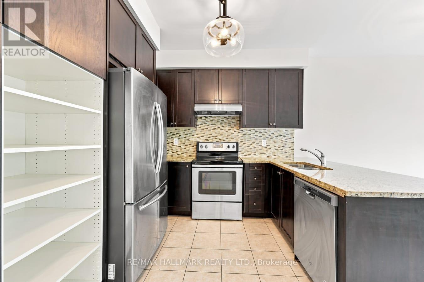 310 Miller Park Avenue, Bradford West Gwillimbury (Bradford), Ontario  L3Z 0X8 - Photo 14 - N13809140