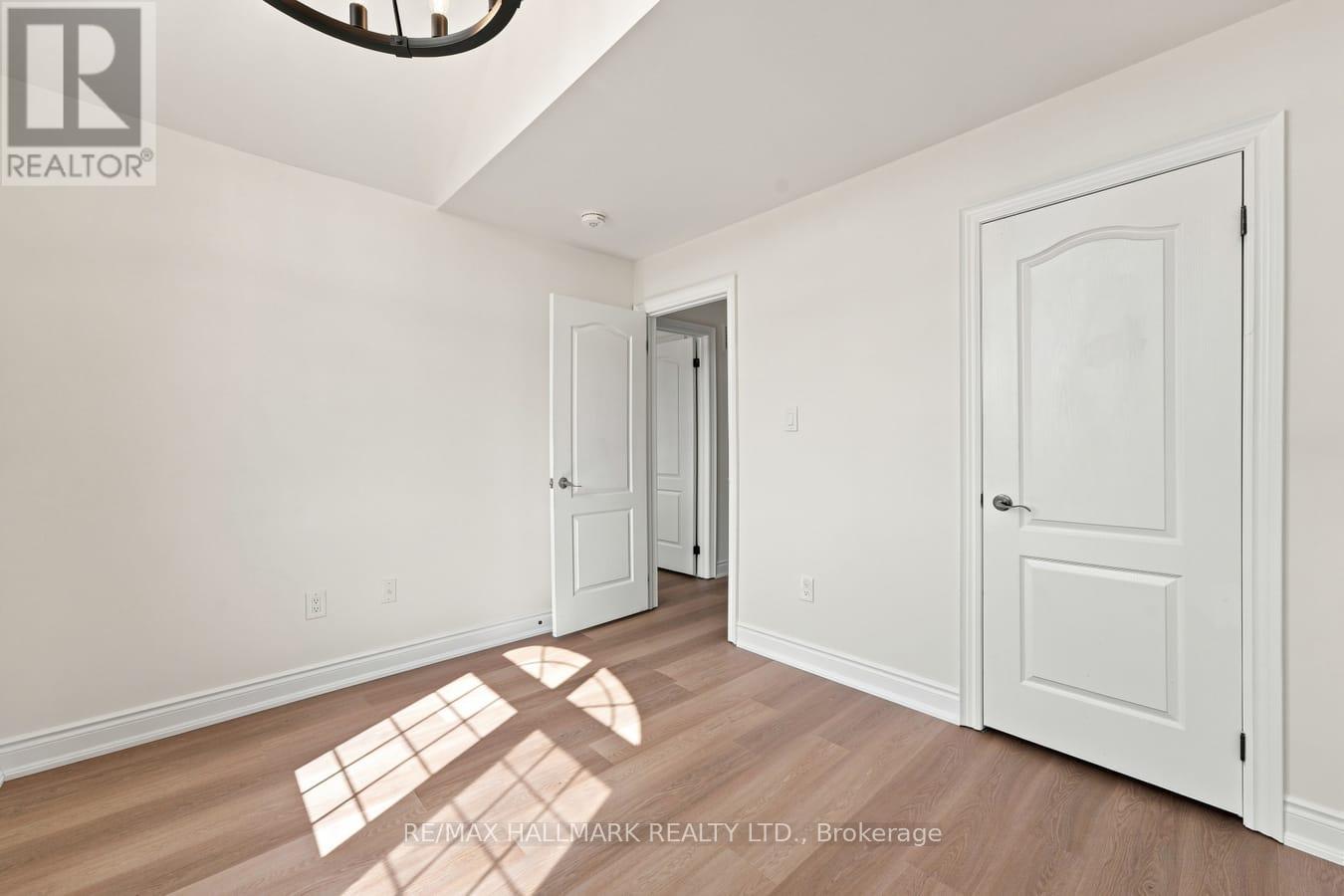 310 Miller Park Avenue, Bradford West Gwillimbury (Bradford), Ontario  L3Z 0X8 - Photo 28 - N13809140
