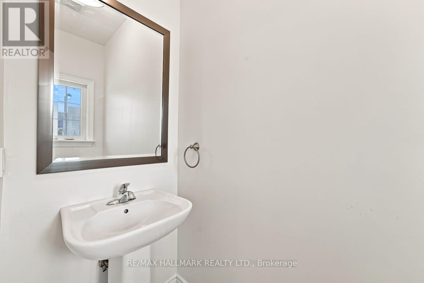310 Miller Park Avenue, Bradford West Gwillimbury (Bradford), Ontario  L3Z 0X8 - Photo 8 - N13809140