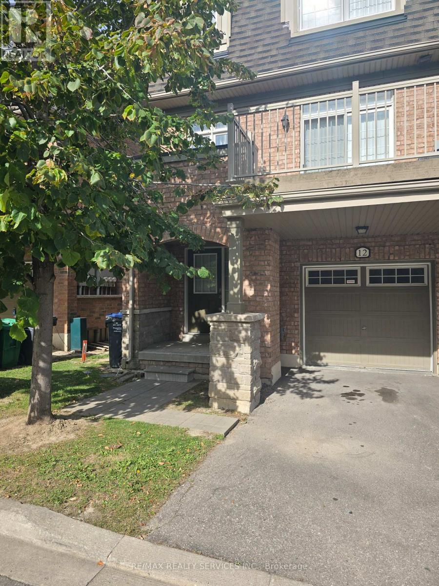 12 - 12 Utopia Way N, Brampton, Ontario  L6P 4A6 - Photo 4 - W13806140