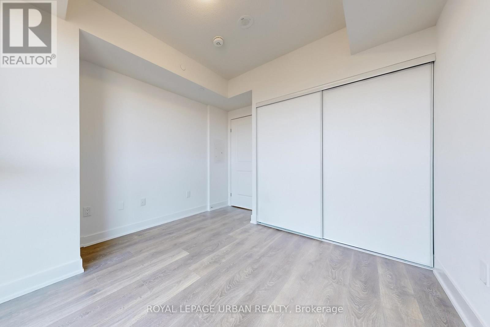 1108 - 204 Burnhamthorpe Road E, Mississauga (City Centre), Ontario  L5A 4L4 - Photo 18 - W13809080