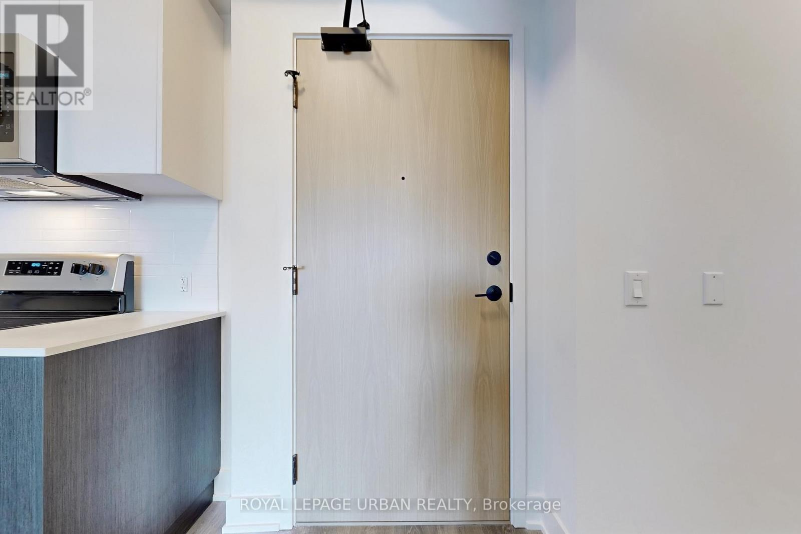 1108 - 204 Burnhamthorpe Road E, Mississauga (City Centre), Ontario  L5A 4L4 - Photo 28 - W13809080