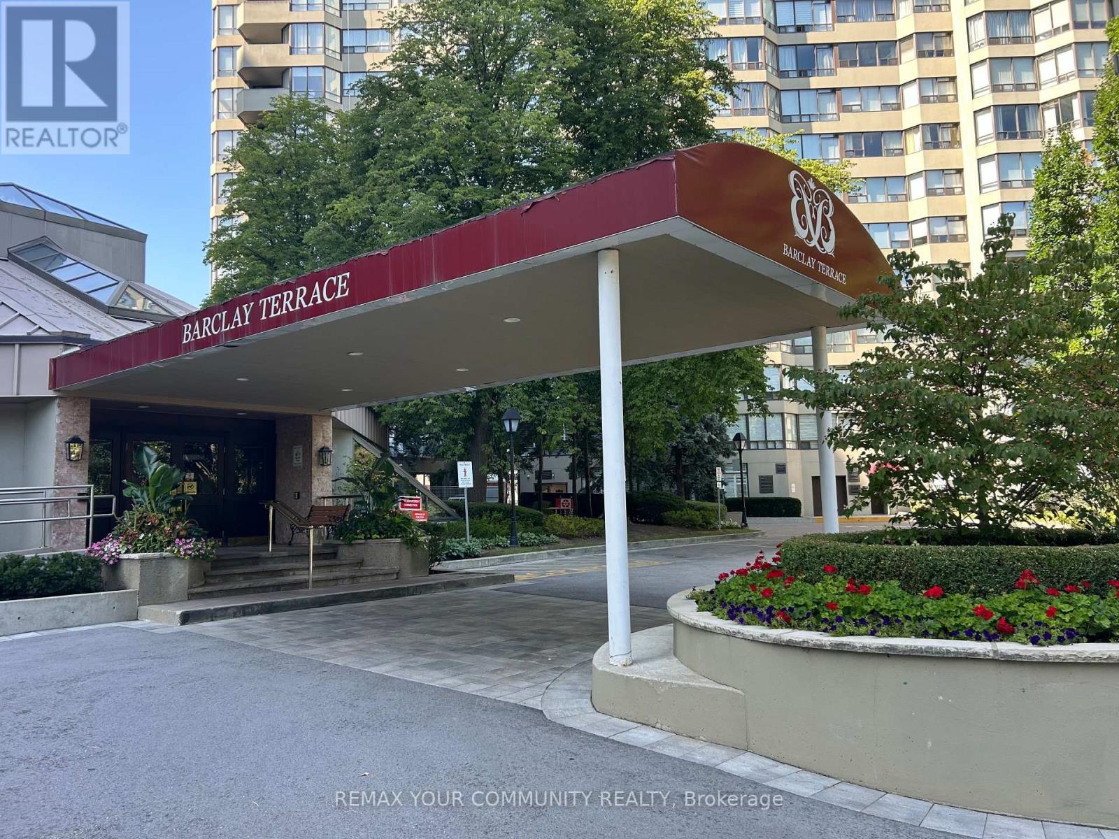 2506 - 1320 Islington Avenue, Toronto, Ontario  M9A 5C9 - Photo 2 - W13809116