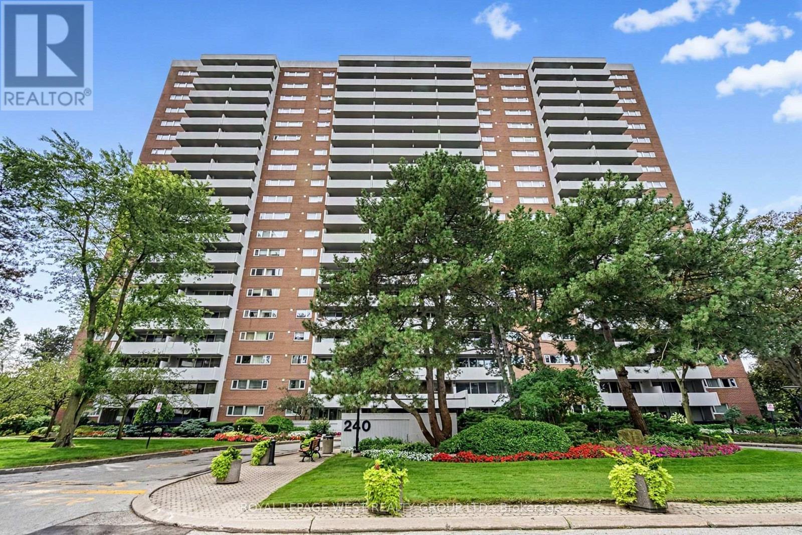 413 - 240 SCARLETT ROAD W, Toronto, Ontario