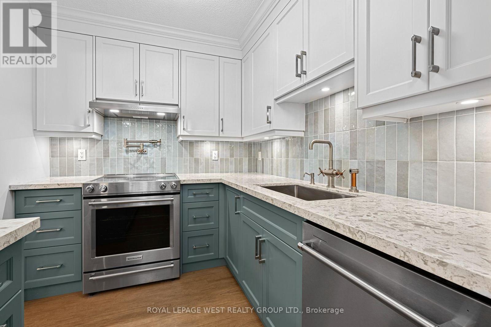 413 - 240 Scarlett Road W, Toronto, Ontario  M6N 4X4 - Photo 35 - W13809188