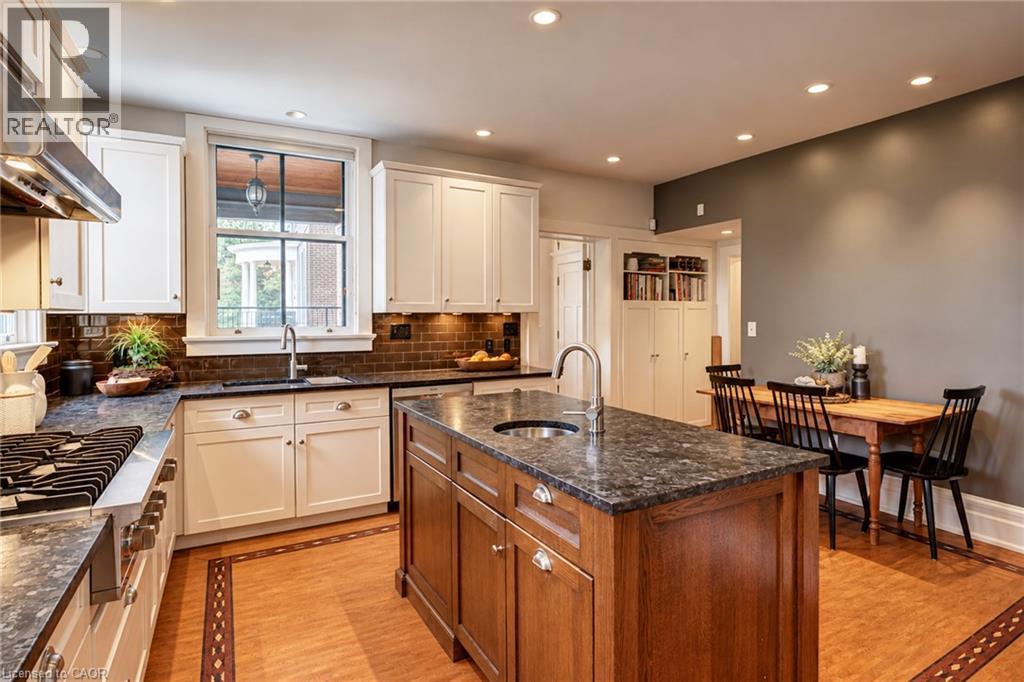 5 Undercliffe Avenue, Hamilton, Ontario  L8P 3G9 - Photo 18 - 40865100