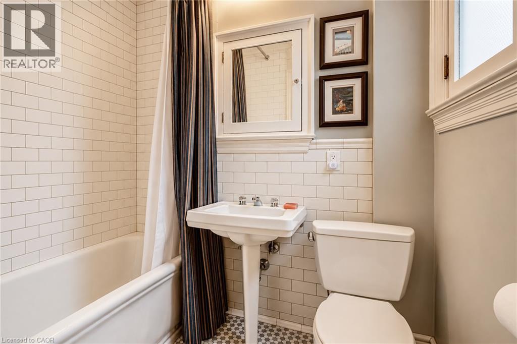 5 Undercliffe Avenue, Hamilton, Ontario  L8P 3G9 - Photo 32 - 40865100