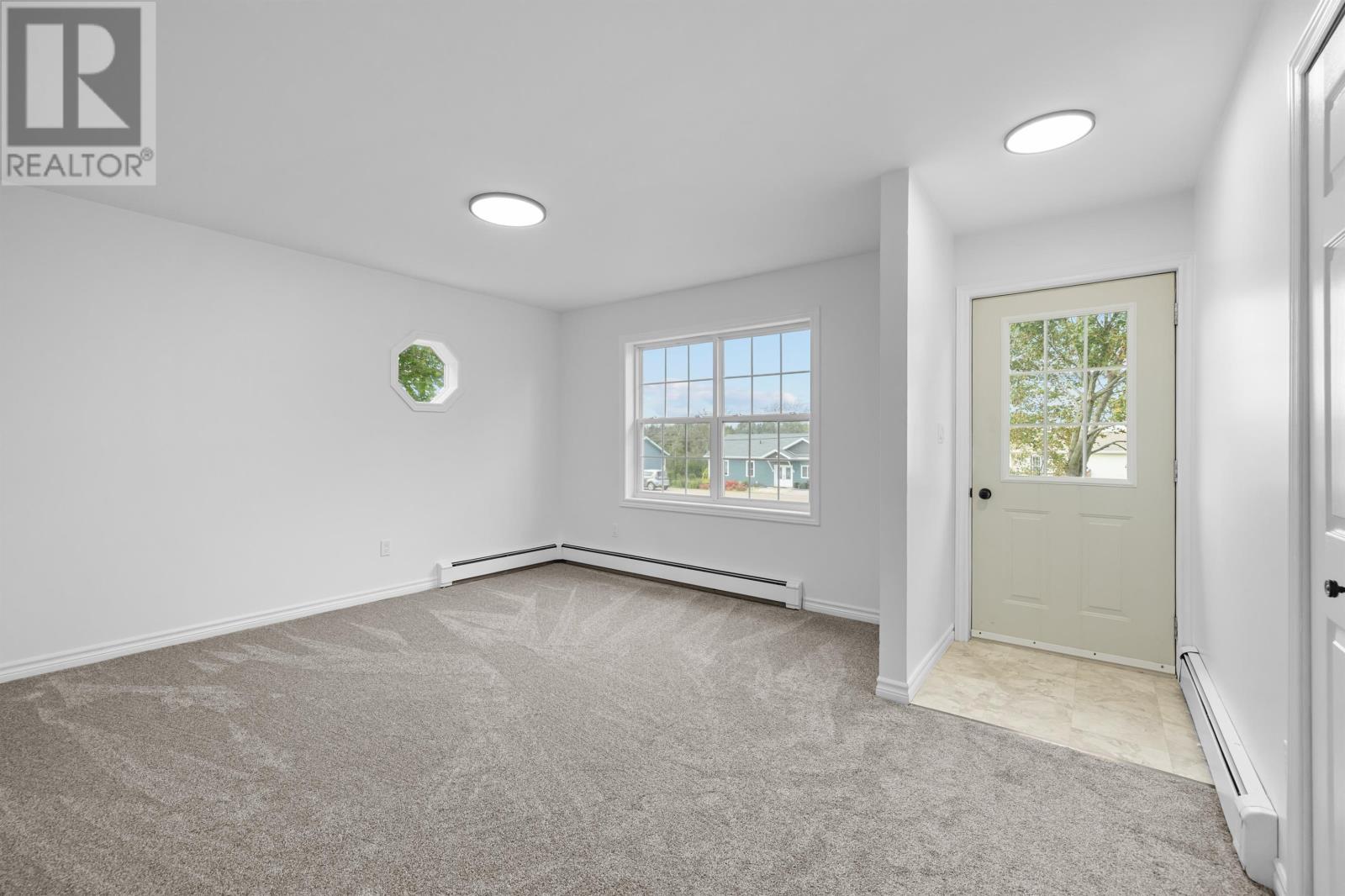 18 Kingston Road, Cornwall, Prince Edward Island  C0A 1H8 - Photo 6 - 202623928