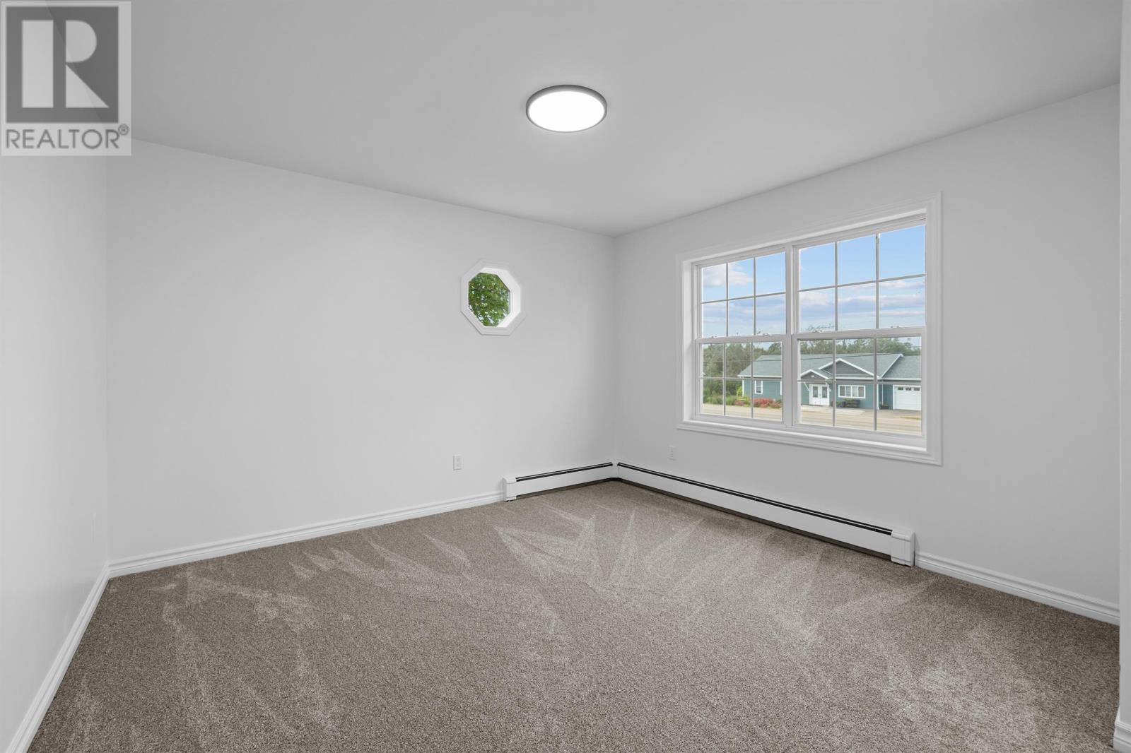 18 Kingston Road, Cornwall, Prince Edward Island  C0A 1H8 - Photo 7 - 202623928