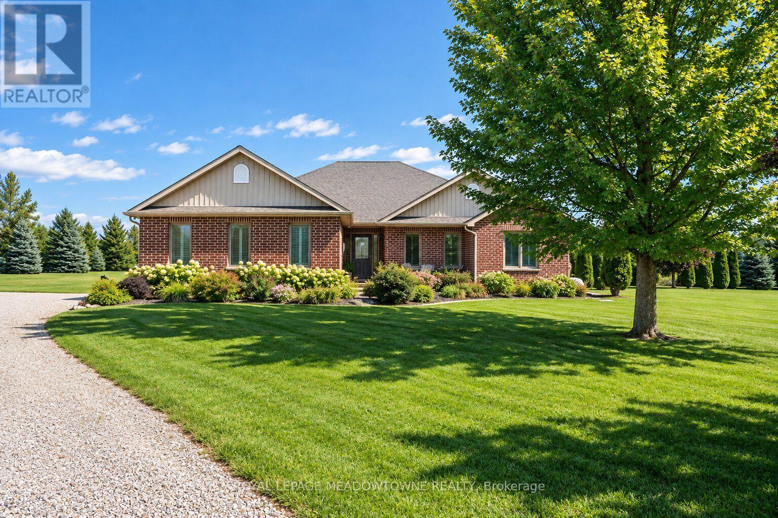 15 Mount Haven Crescent, East Luther Grand Valley, Ontario  L0N 1G0 - Photo 2 - X13809058