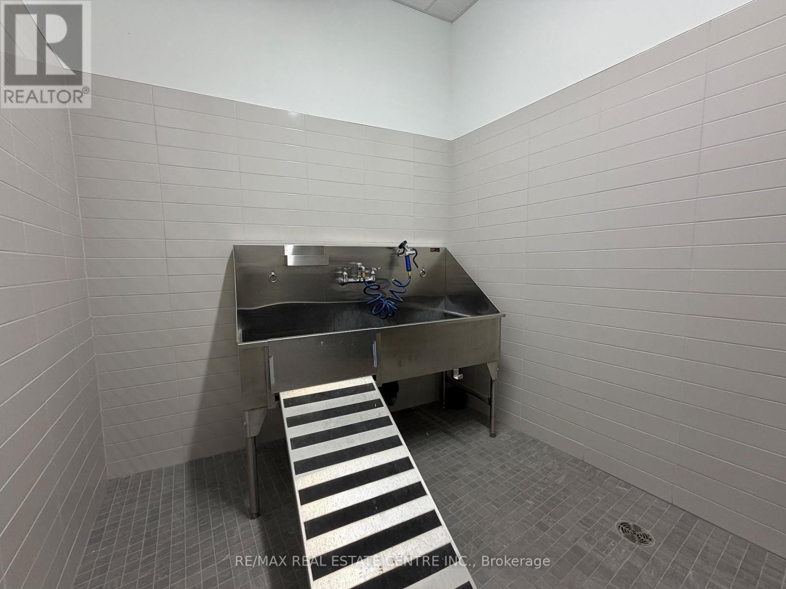106 - 1333 Weber Street E, Kitchener, Ontario  N2A 1C2 - Photo 30 - X13809090