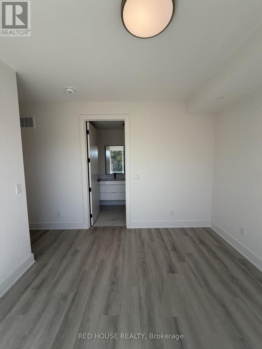 208 Ellis Avenue, St. Catharines (Oakdale), Ontario  L2P 0H2 - Photo 28 - X13809106