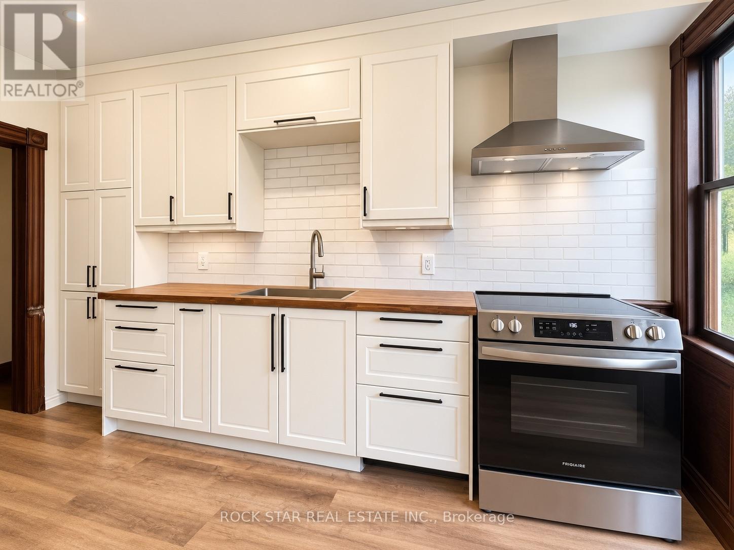 75-77 Sherman Avenue S, Hamilton (Gibson), Ontario  L8M 2P8 - Photo 6 - X13809128