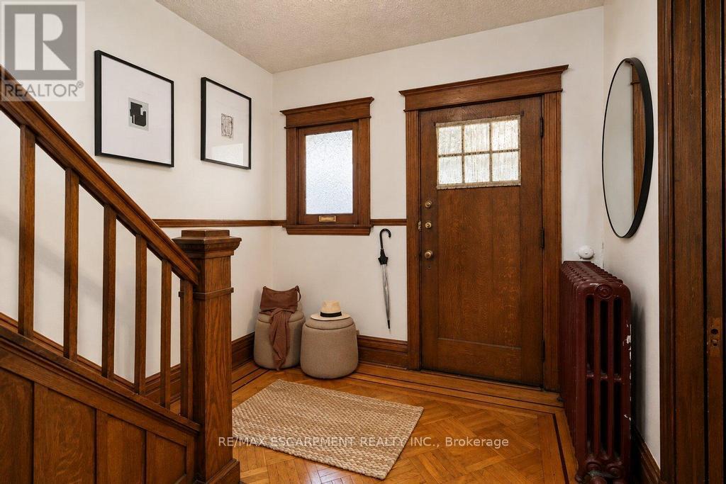 61 Garfield Avenue S, Hamilton (Gibson), Ontario  L8M 2R9 - Photo 3 - X13809156