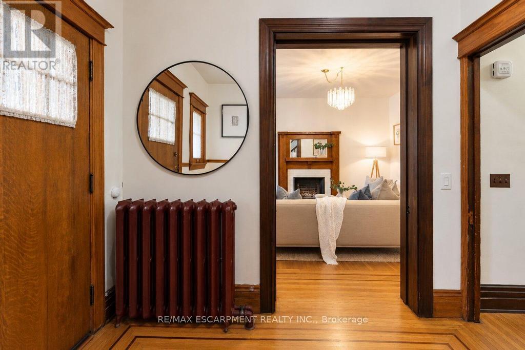 61 Garfield Avenue S, Hamilton (Gibson), Ontario  L8M 2R9 - Photo 5 - X13809156